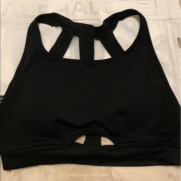 Alphalete Trinity sports bra - Picture 3 of 3